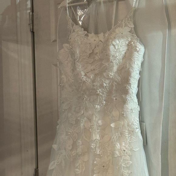 Amalfi Dresses & Skirts - Amalfi Bridal Gown - Elegant White Floral Design
